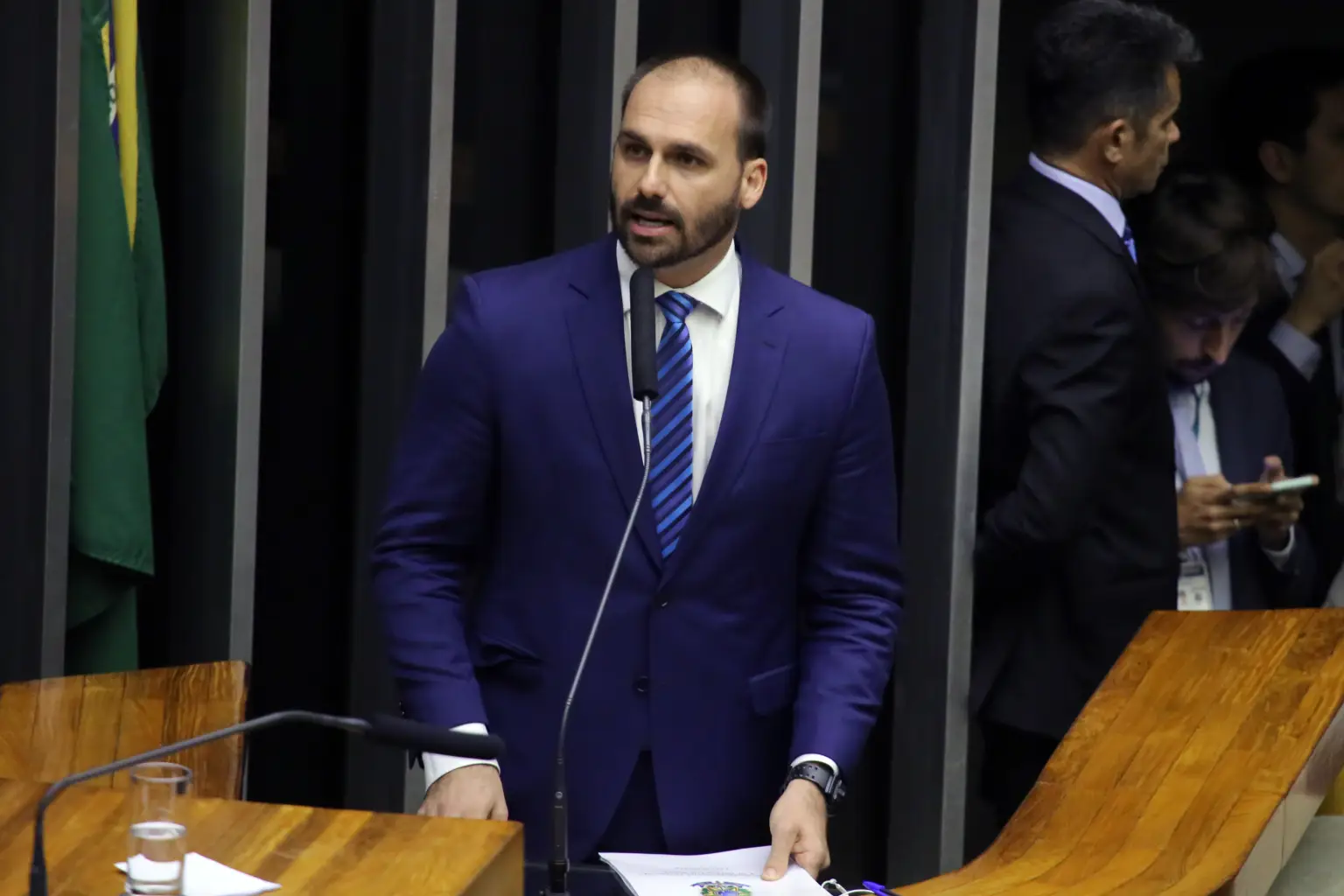 “Plano A é Bolsonaro. Posso ser o plano B”, afirma Eduardo Bolsonaro sobre 2026