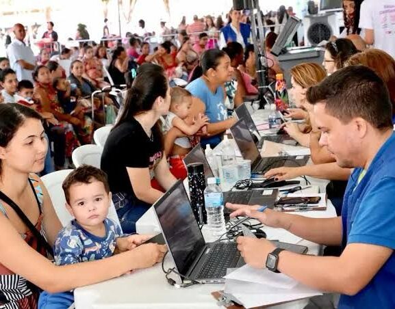 Aparecida de Goiânia recebe edição do Goiás Social Mulher com serviços gratuitos