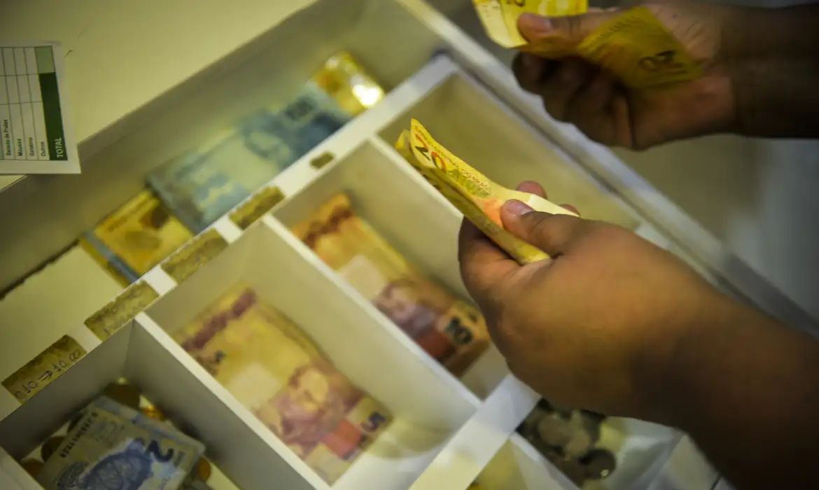 Vendas do Tesouro Direto superam R$ 11 bi e batem recorde em março