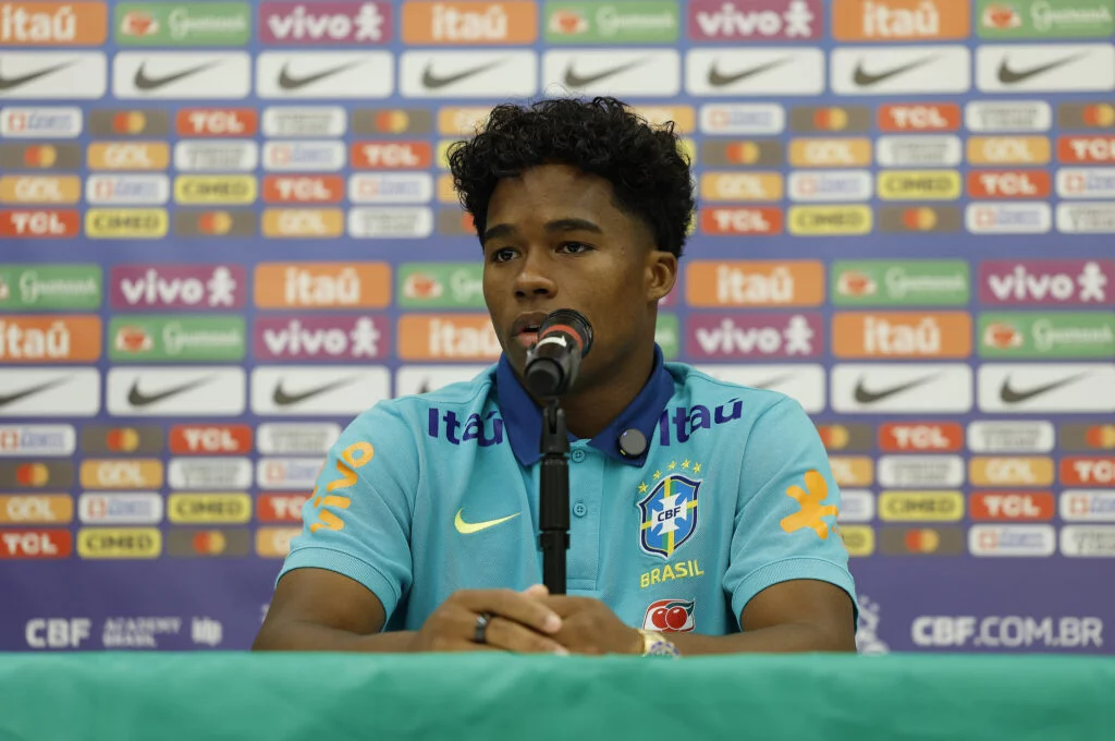 Lesionado, Endrick está fora da 1ª convocação de Ancelotti na seleção