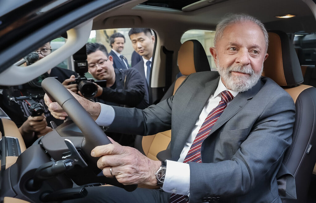 China ampliará em US$ 27 bilhões investimentos no Brasil, anuncia Lula