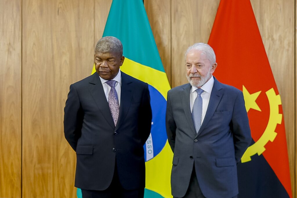 Lula incentiva empresariado a investir em Angola