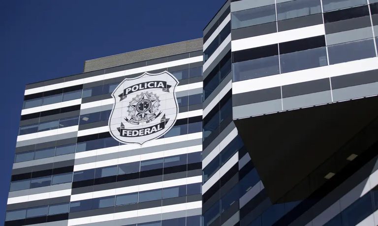 Polícia Federal alerta sobre sites falsos de concursos da instituição