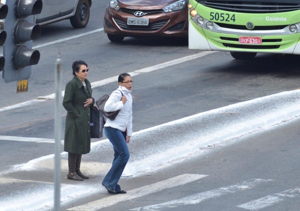 Frente fria provoca queda de temperatura em Goiás