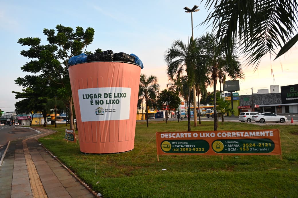 Goiânia incentiva a população a combater focos de dengue e limpar quintais
