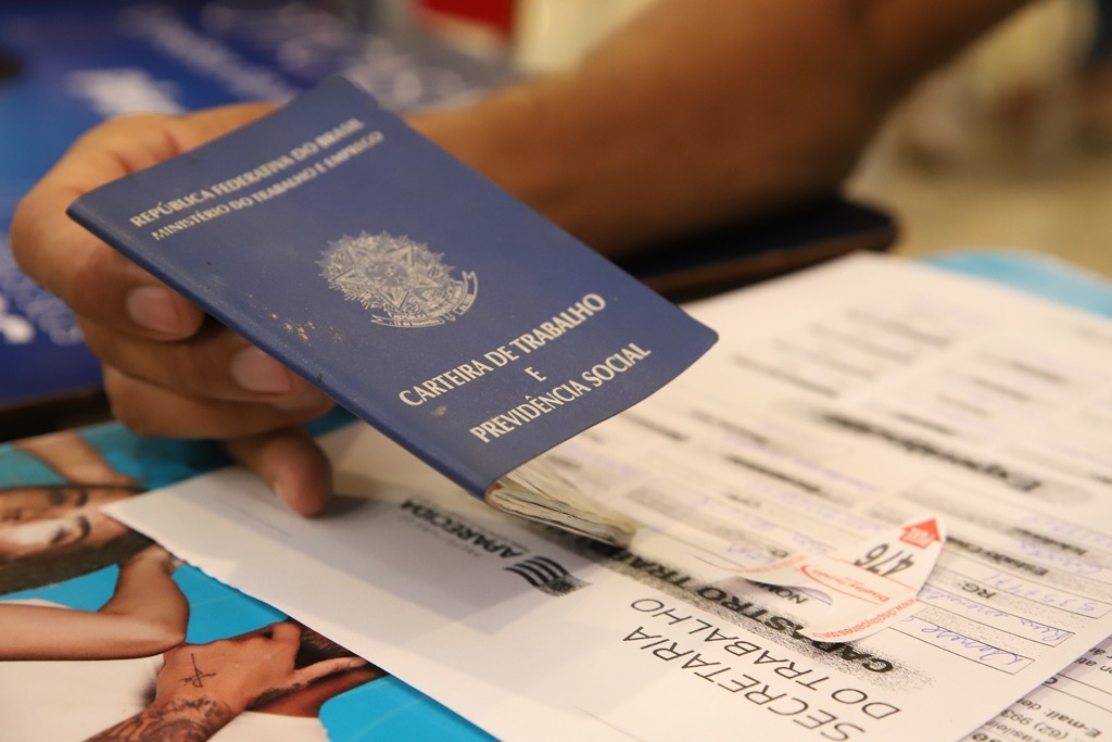 Aparecida registra 125 mil empregos com carteira assinada e alcança melhor marca em um ano