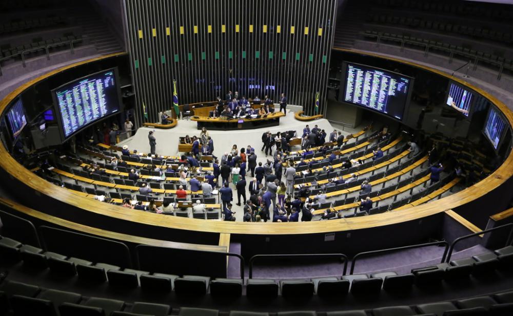Câmara pode votar urgência para aumentar número de deputados federais