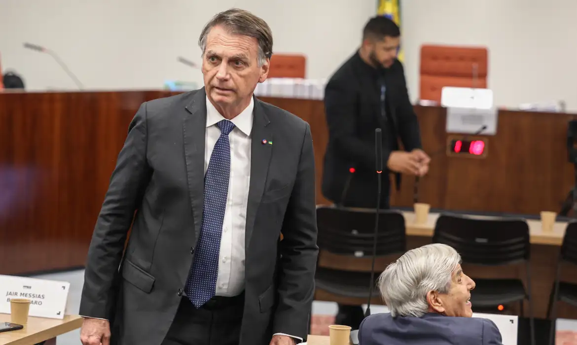 Bolsonaro pede ao STF que anule delação de Mauro Cid