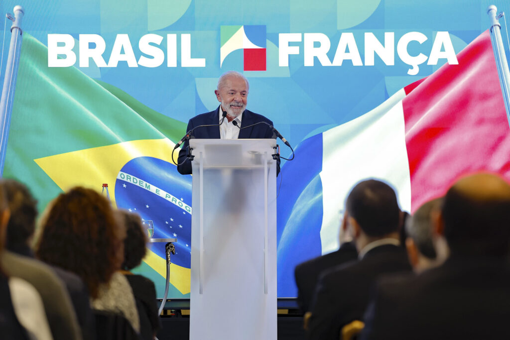 Empresários franceses prometem a Lula investir R$ 100 bi no Brasil