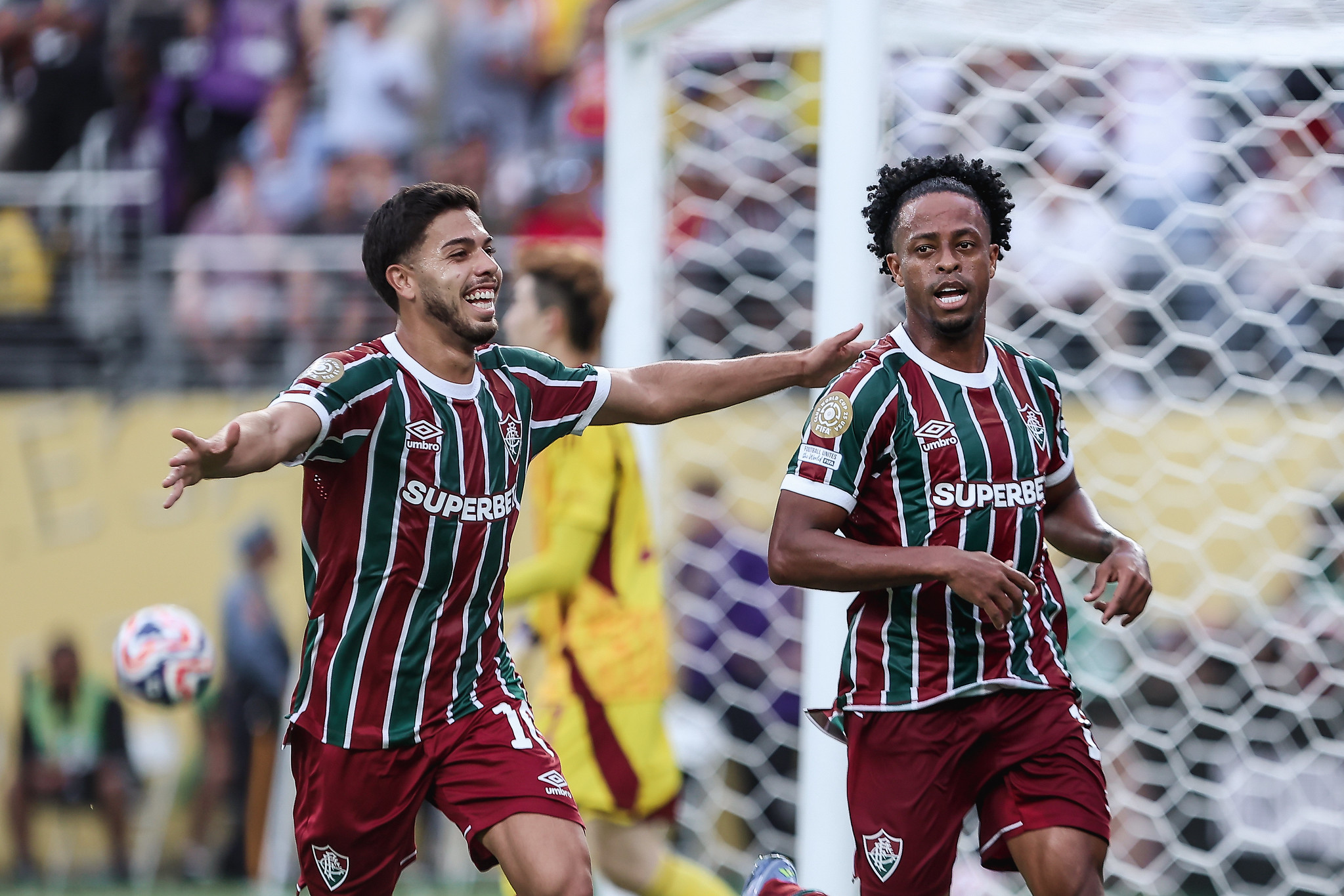 Em jogo movimentado Fluminense vence e lidera o grupo na Copa do Mundo de Clubes