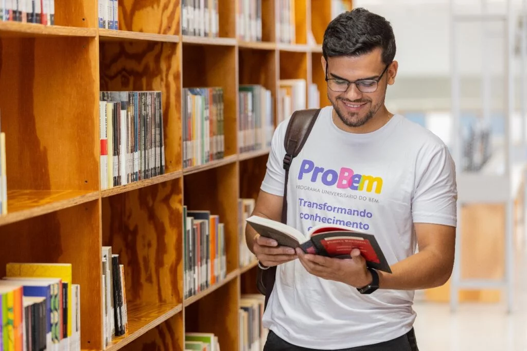 Goiás abre 5 mil bolsas de estudo para universitários em situação de vulnerabilidade