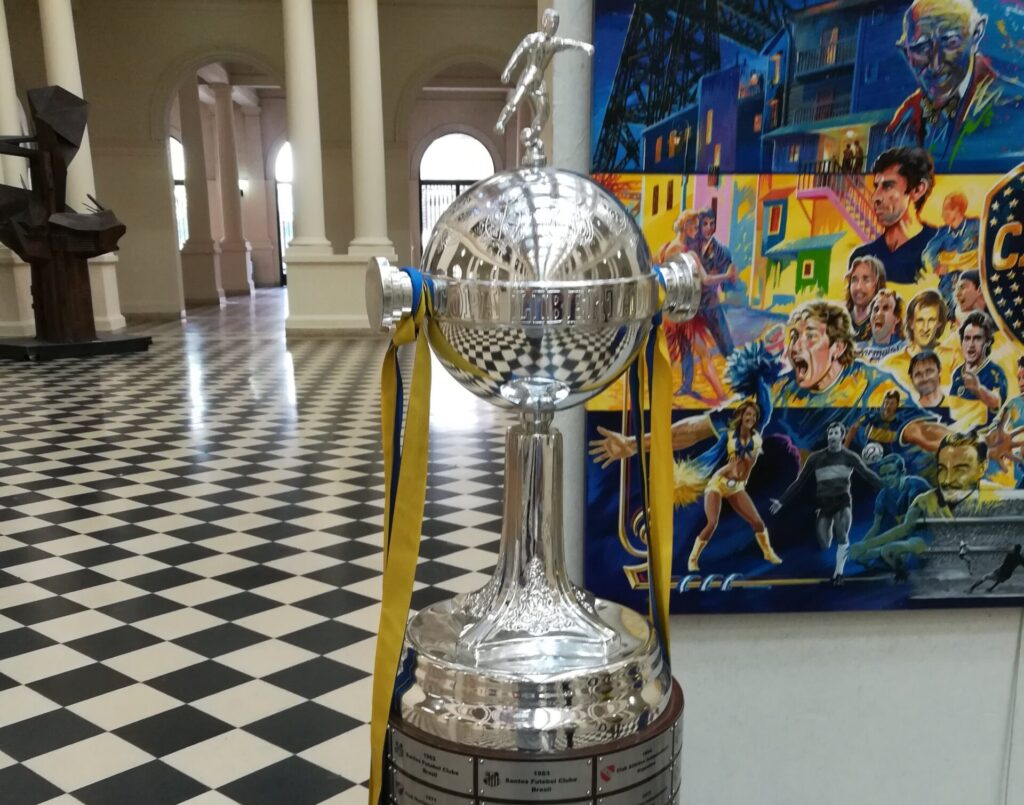Flamengo x Inter é único clássico nacional nas oitavas da Libertadores