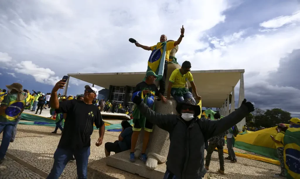 Moraes encerra depoimentos de testemunhas na ação do golpe