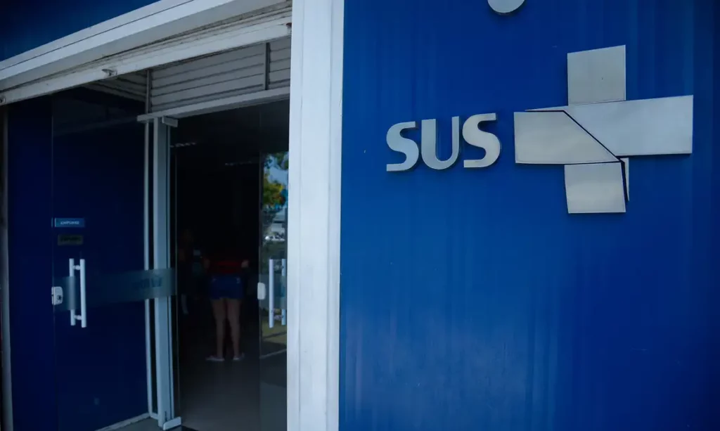 Saúde anuncia 3 mil bolsas de residência e 500 vagas para especialista