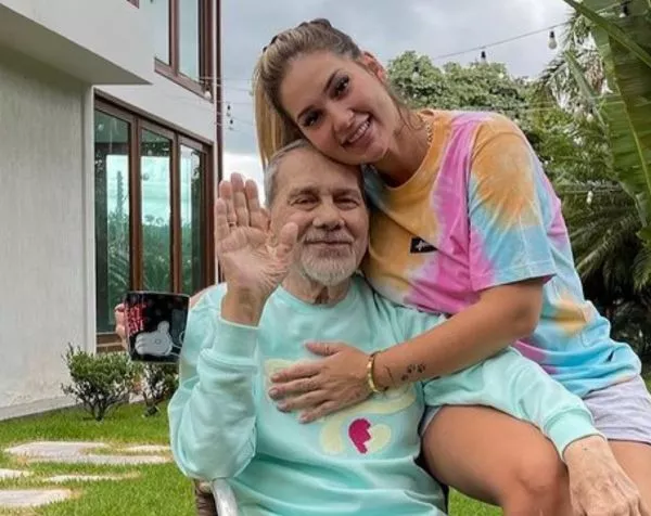 Virginia explica relação difícil com o pai e fala sobre traumas
