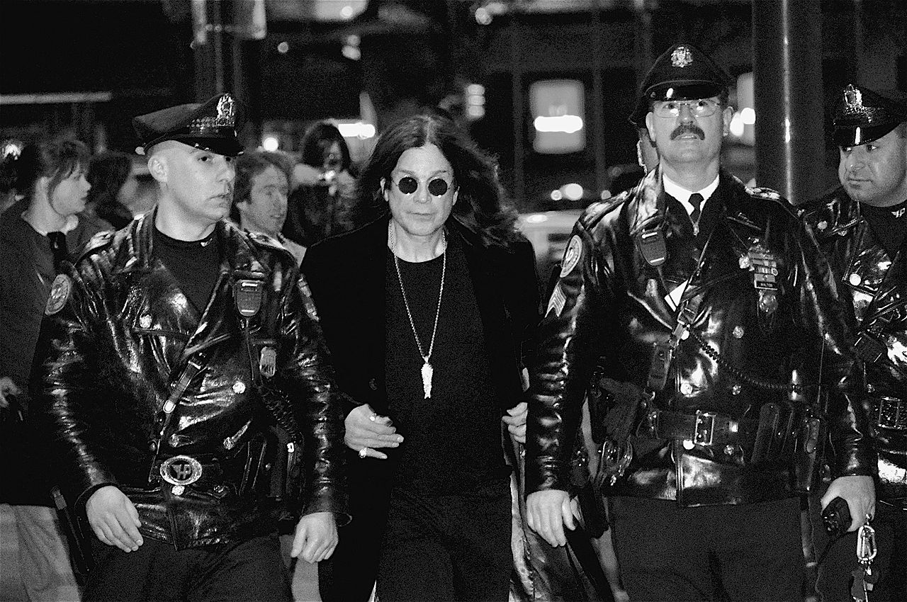 Ozzy Osbourne, lenda do rock morre aos 76 anos