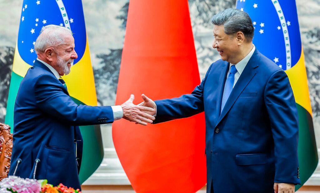 China critica medidas dos EUA contra o Brasil: “ferramenta de coerção, intimidação e interferência”