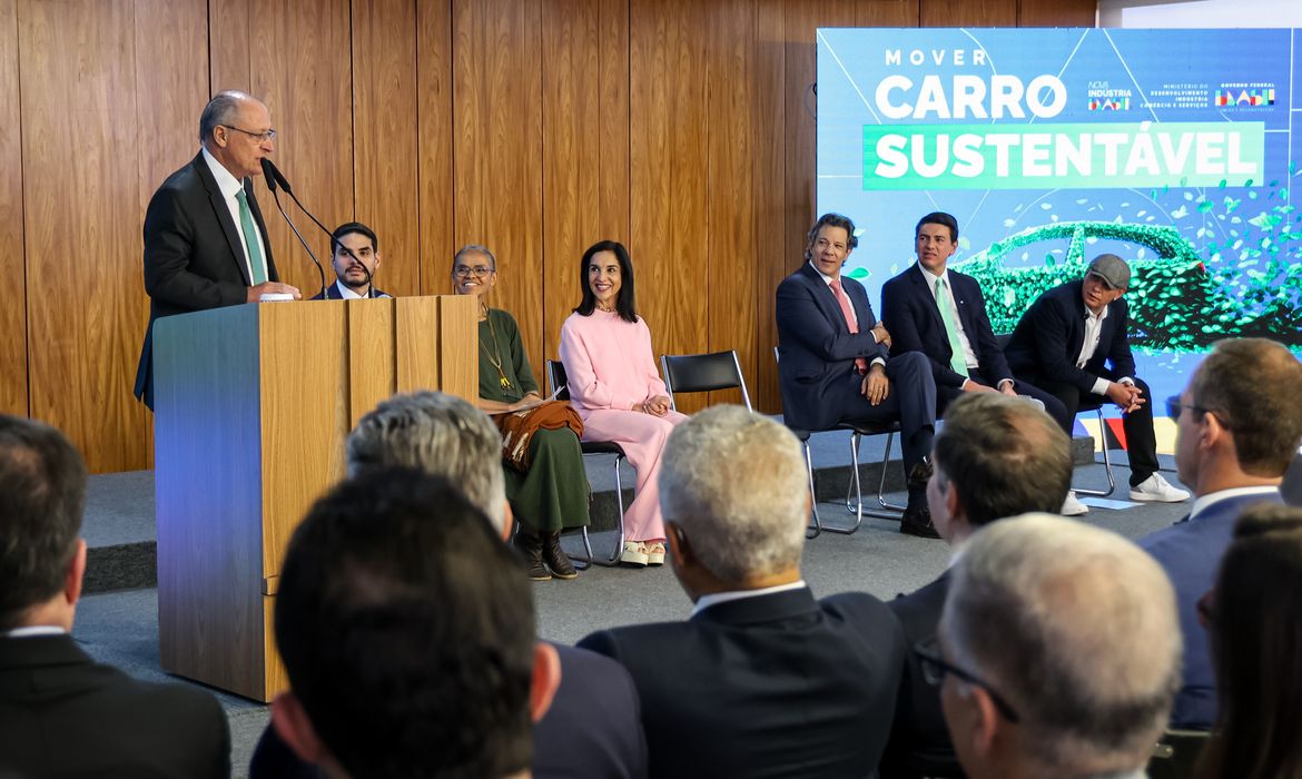 Governo zera IPI para carros sustentáveis e lança incentivo à indústria