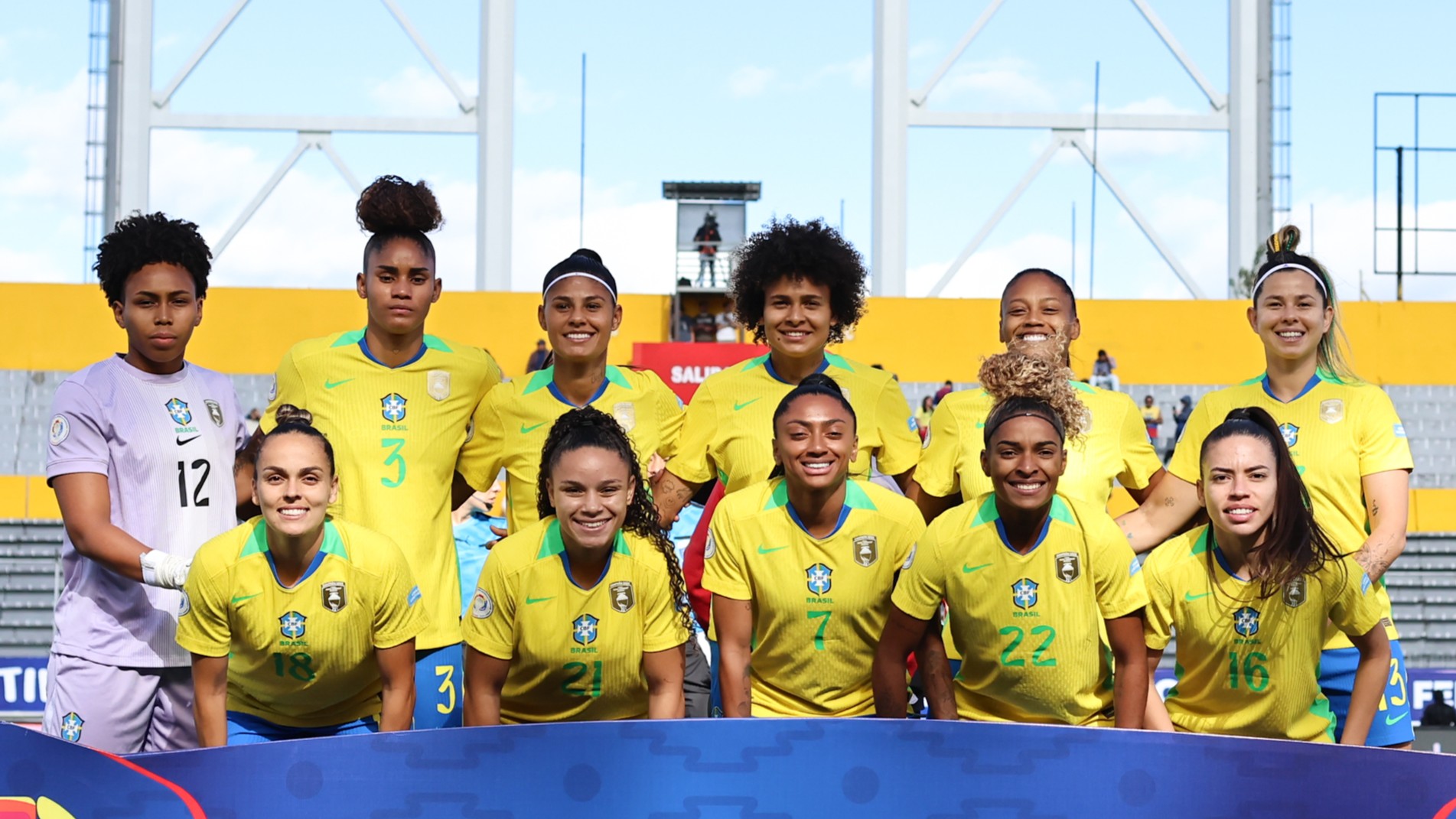 Seleção Feminina encara Paraguai por classificação Copa América