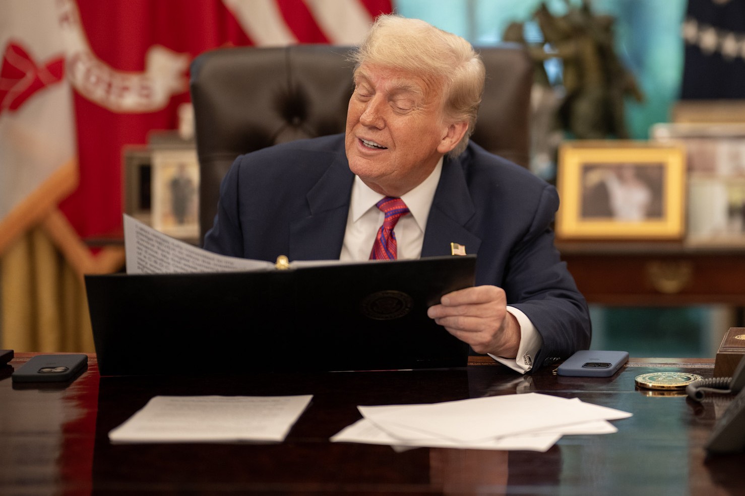 Tarifas de Trump contra o Brasil ameaçam o Natal nos EUA