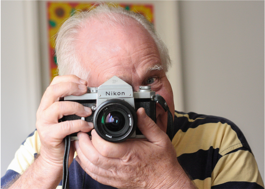 Morre Thomas Roland Hoag, pioneiro do curso de Jornalismo da UFG, aos 81 anos