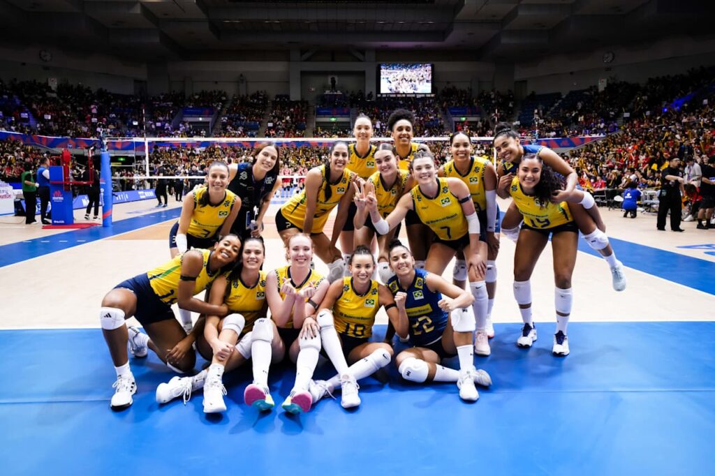 Brasil vence o Japão na Liga das Nações Feminina e garante ao menos o 2º lugar na fase classificatória
