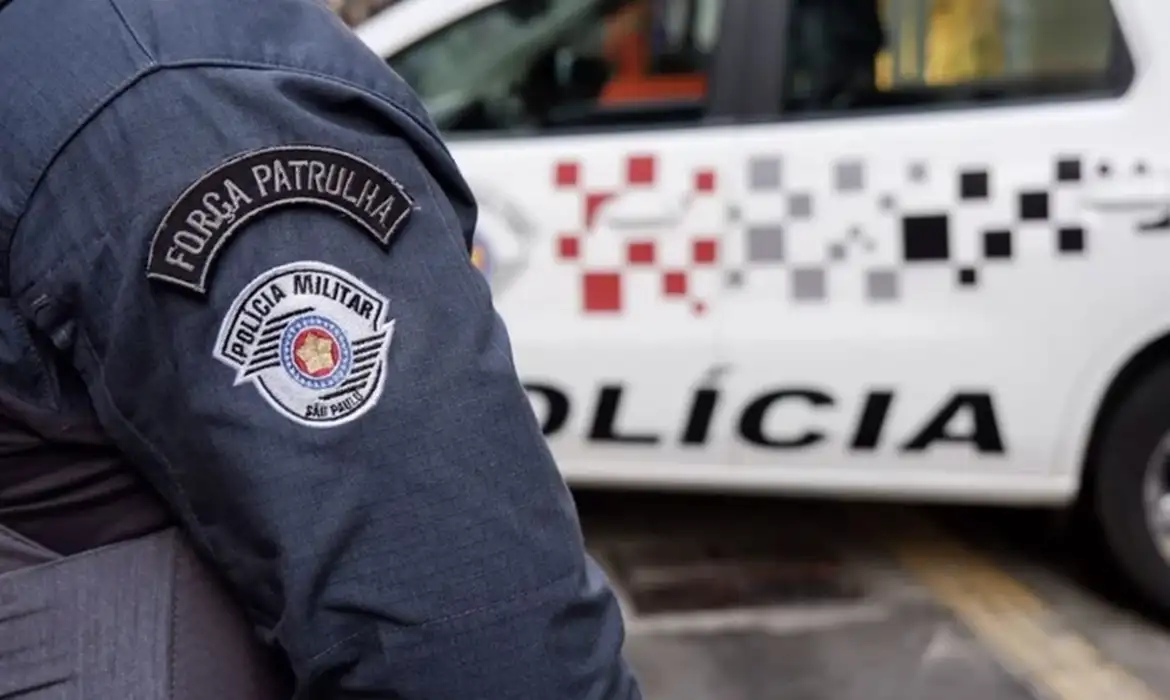 Policial Militar de SP mata mecânico na frente da família