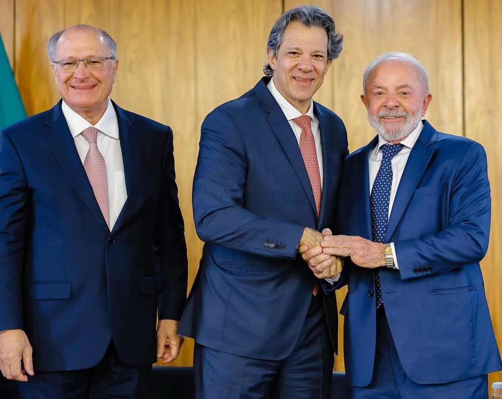 Haddad: “Trump pune Brasil por ser mais democrático”