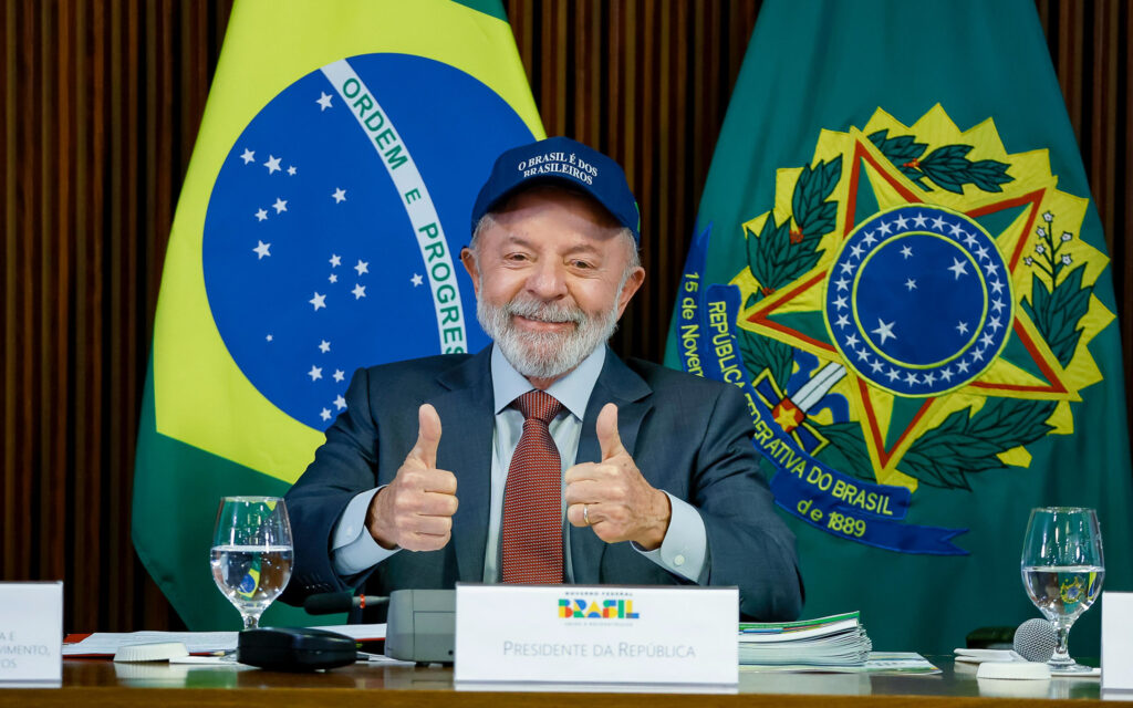 Lula defende cassação de Eduardo Bolsonaro por traição