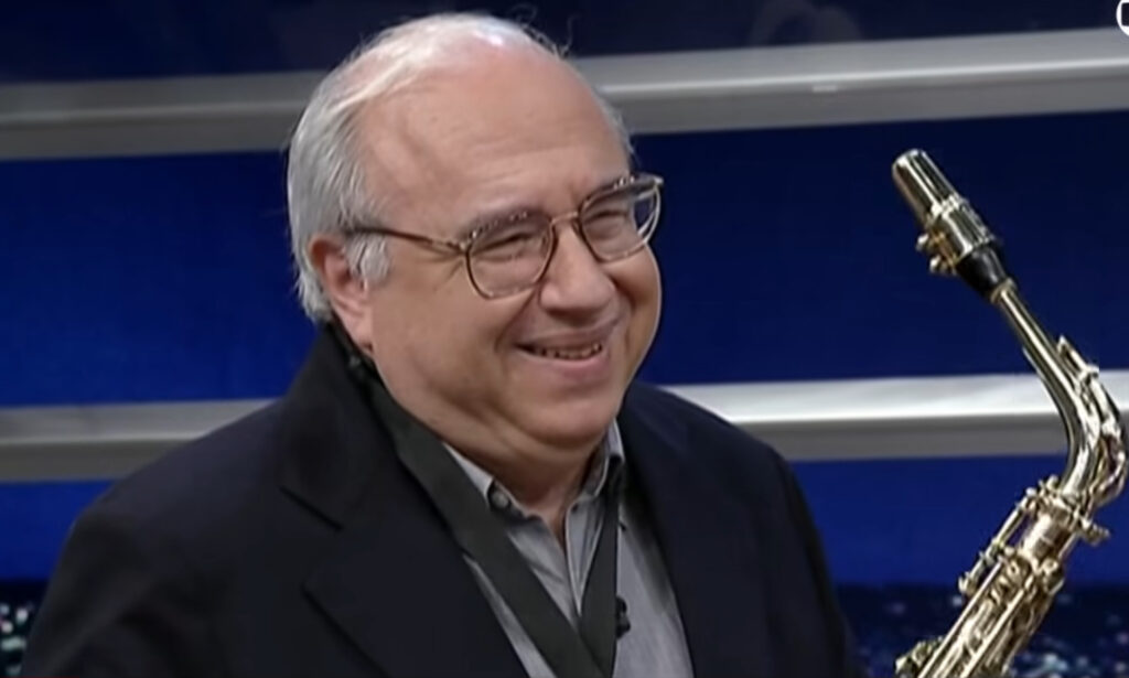 Veríssimo. Saudadíssima.