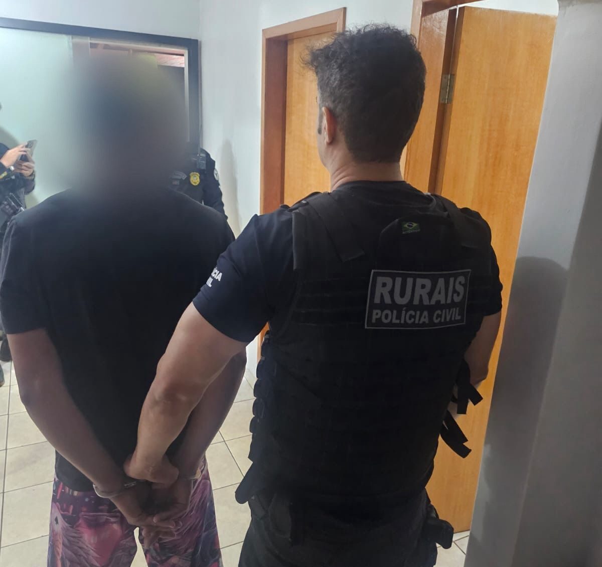 Operação prende suspeito de cárcere privado e violência sexual