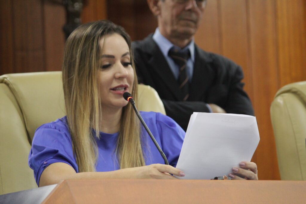 Vereadora destina R$ 950 mil a ONG para financiar congresso gospel em Goiânia