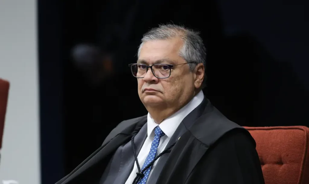 PF indicia passageira que tentou agredir o ministro Flávio Dino em voo de São Luís a Brasília