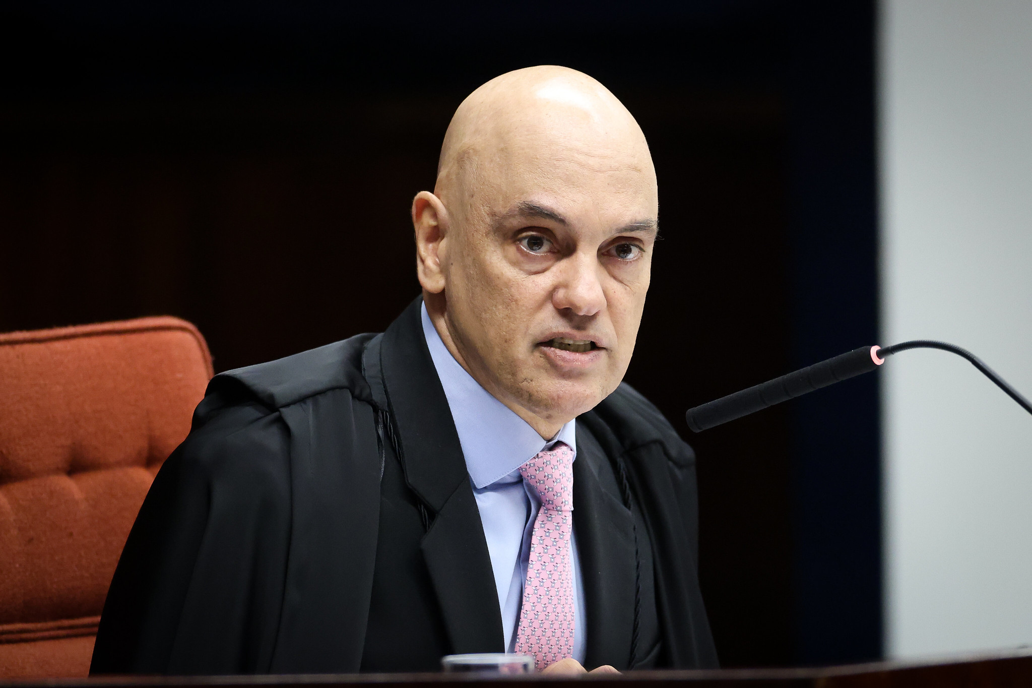 Moraes detalha 13 atos na tentativa de golpe de Bolsonaro