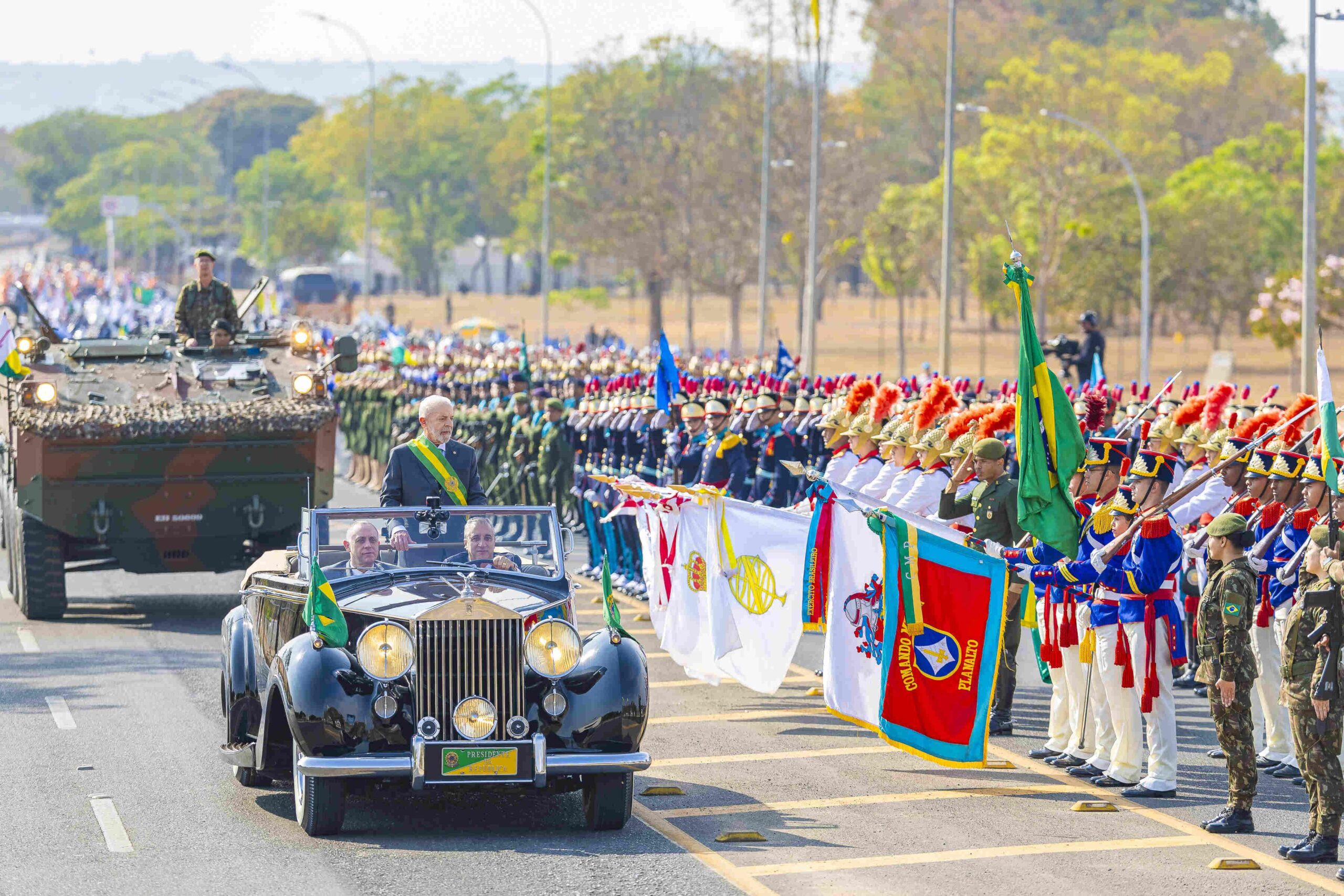 Desfile de 7 de Setembro tema “Brasil Soberano”
