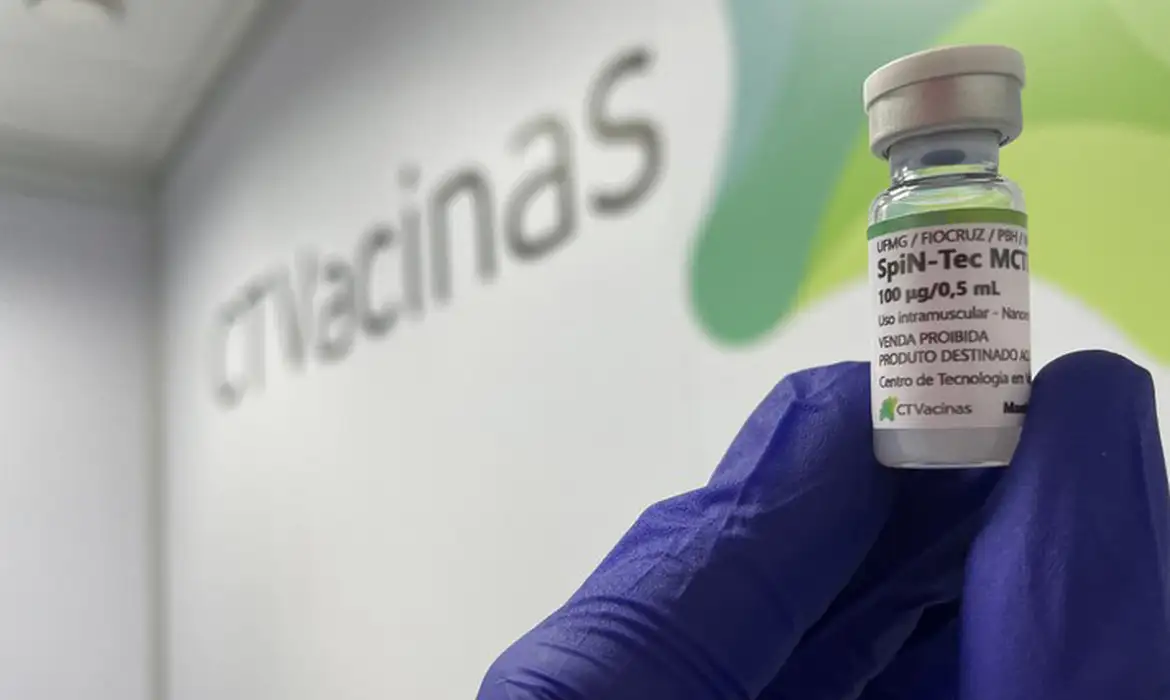 Vacina brasileira contra a covid entra na fase final de testes