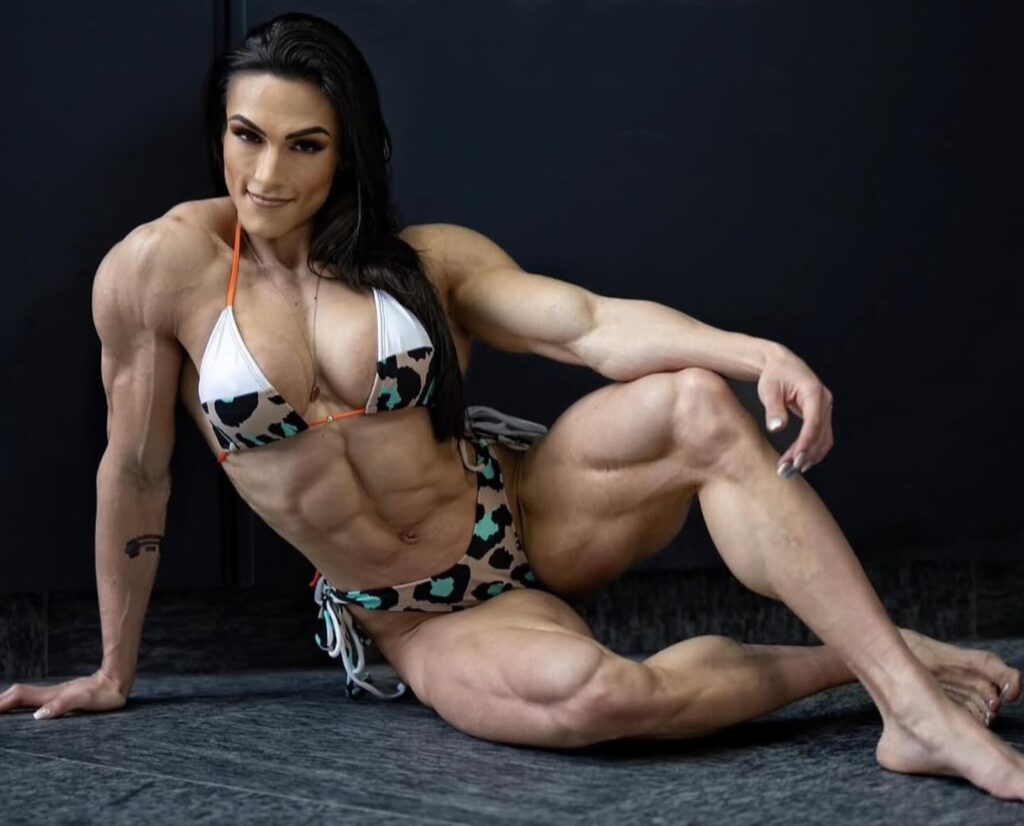 Brasileira Natalia Coelho é bicampeã do Mr. Olympia
