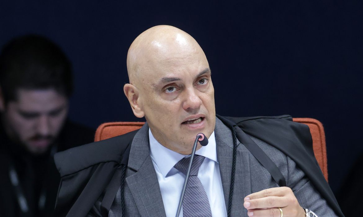 Moraes pede reabertura de inquérito contra Valdemar Costa Neto