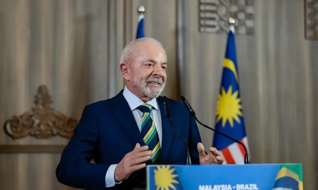 Lula prevê acordo “definitivo” com os EUA e diz que tensões comerciais estão perto do fim