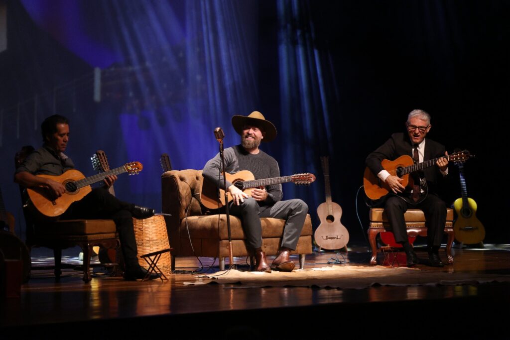 Cidade de Goiás recebe Marcus Biancardini em show com violas tradicionais