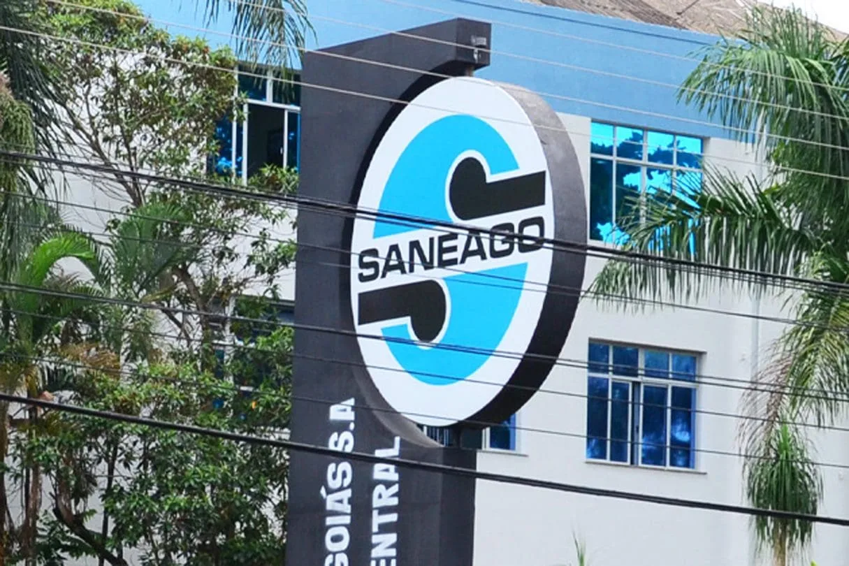 Saneago é multada em R$ 2,7 milhões por contaminação em córrego de Bela Vista