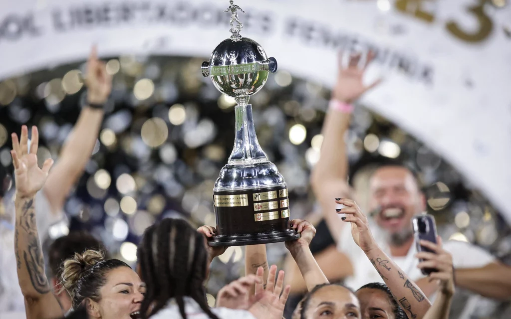 Com VAR, a Libertadores Feminina começa hoje