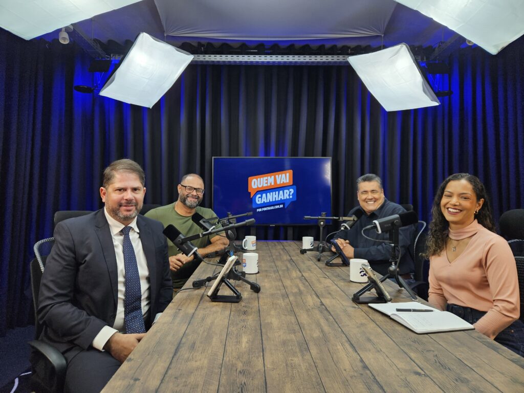 Podcast ‘Quem Vai Ganhar’ discute os bastidores da política, com foco na engrenagem que move as campanhas