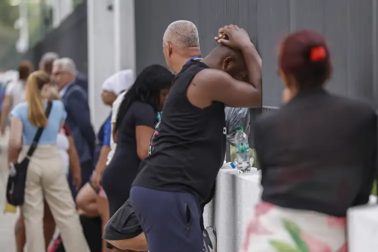 “Operação” no RJ deixa ao menos 119 mortos