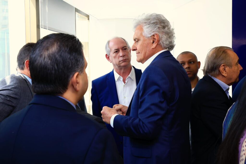 Ciro Gomes elogia Caiado e diz que governador está pronto para “qualquer desafio”