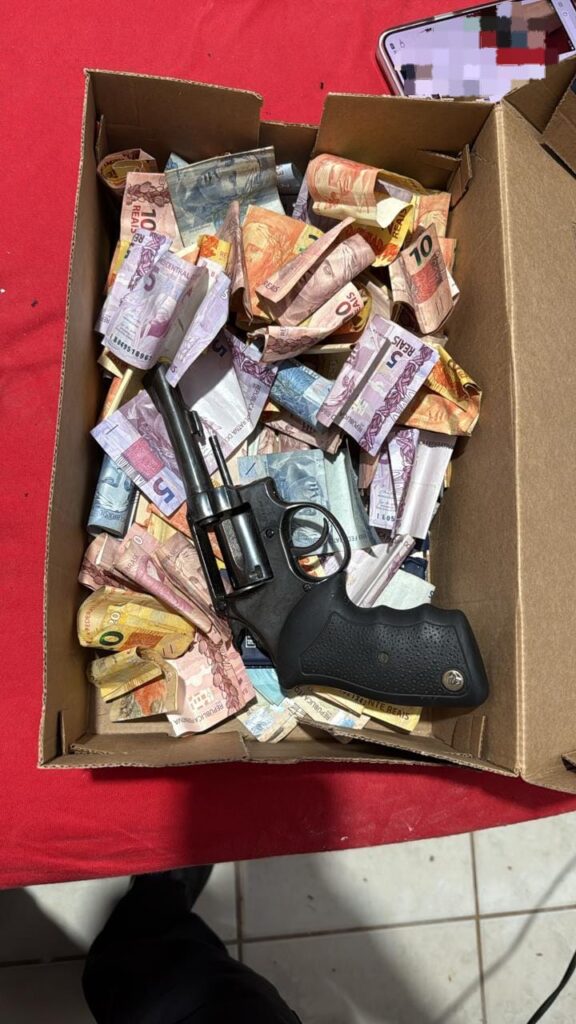 Polícia Civil cumpre 32 mandados contra grupo suspeito de tráfico e lavagem de dinheiro