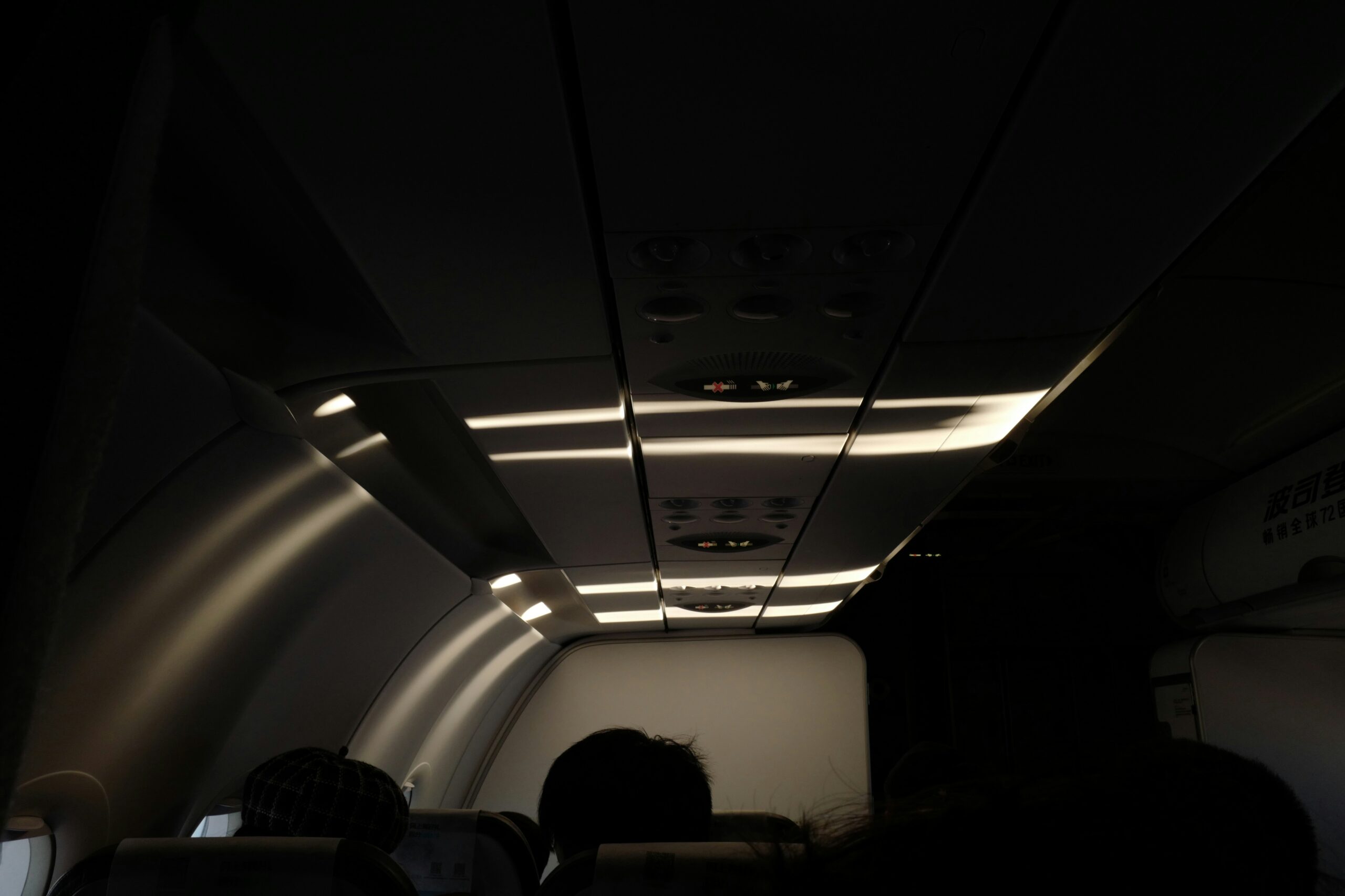 Emergência a bordo: como funciona o protocolo de emergência médica em aviões