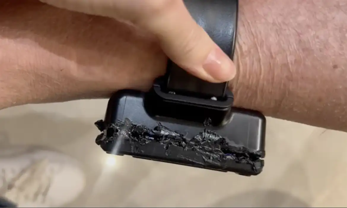 Defesa de Bolsonaro alega surto por conta de remédios e pede prisão domiciliar