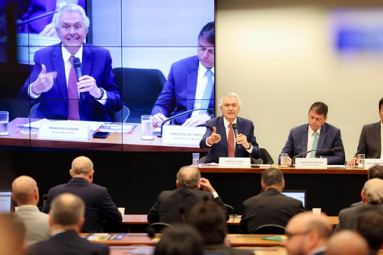 Caiado diz que PEC da Segurança centraliza decisões e dificulta combate ao crime