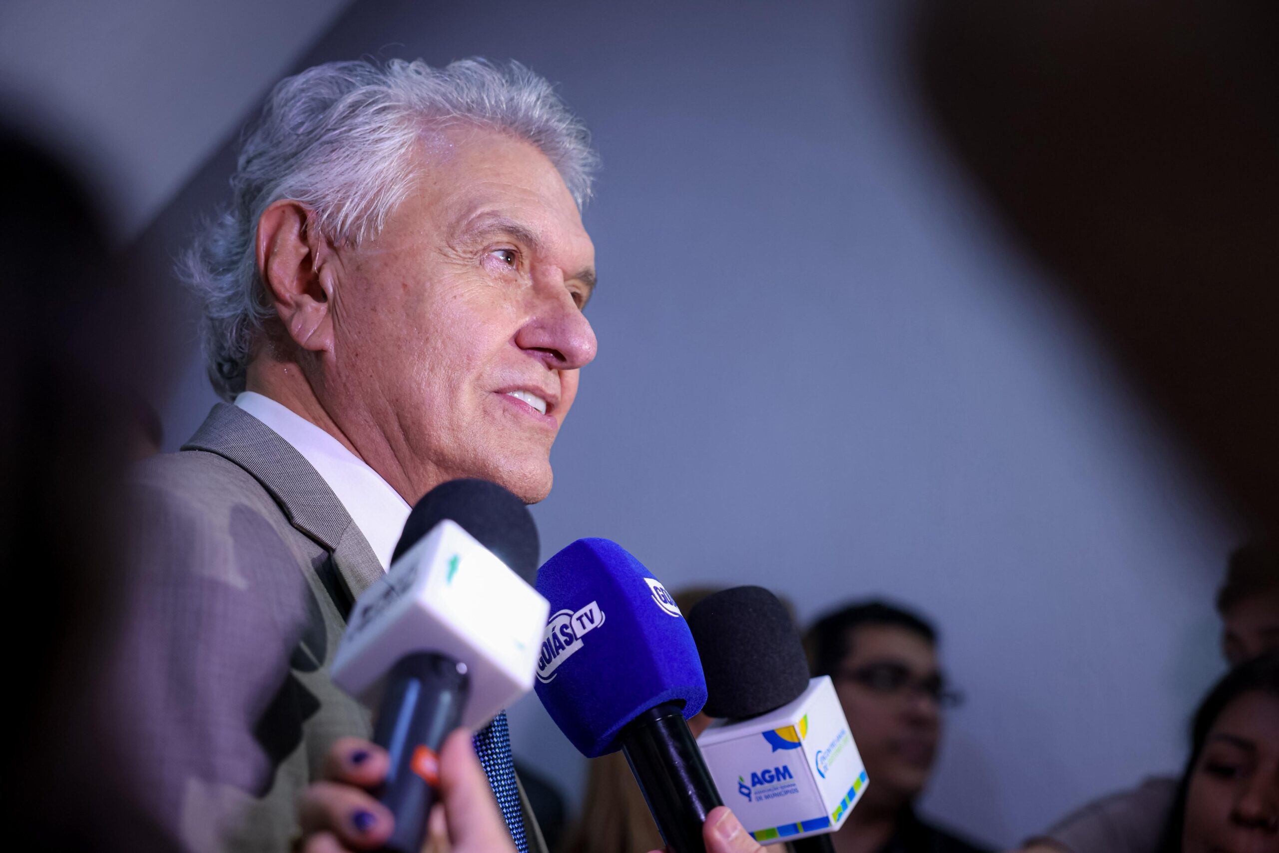 Após saída do RRF, Caiado afirma que finanças de Goiás dependem de gestão responsável